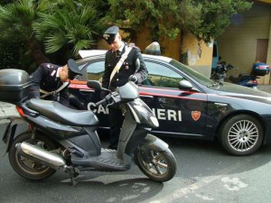 Carabinieri controllo motoveicoli