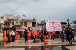 Una delle tante proteste dei lavoratori dell'ATO ME 2