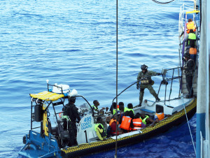 Immagini del salvataggio della Guardia Costiera svedese  http www.kustbevakningen.se. Poseidon (5)