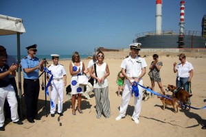 Porto Empedocle  Inaugurazione spiaggia per cani 30-7-2015 b
