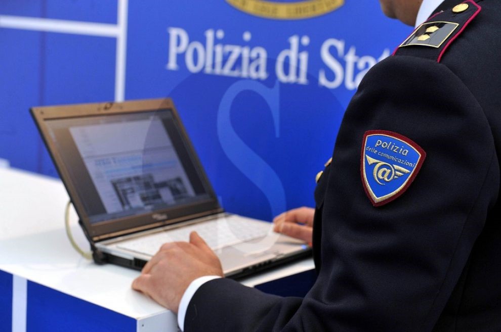 truffa online web Polizia postale Sicilians